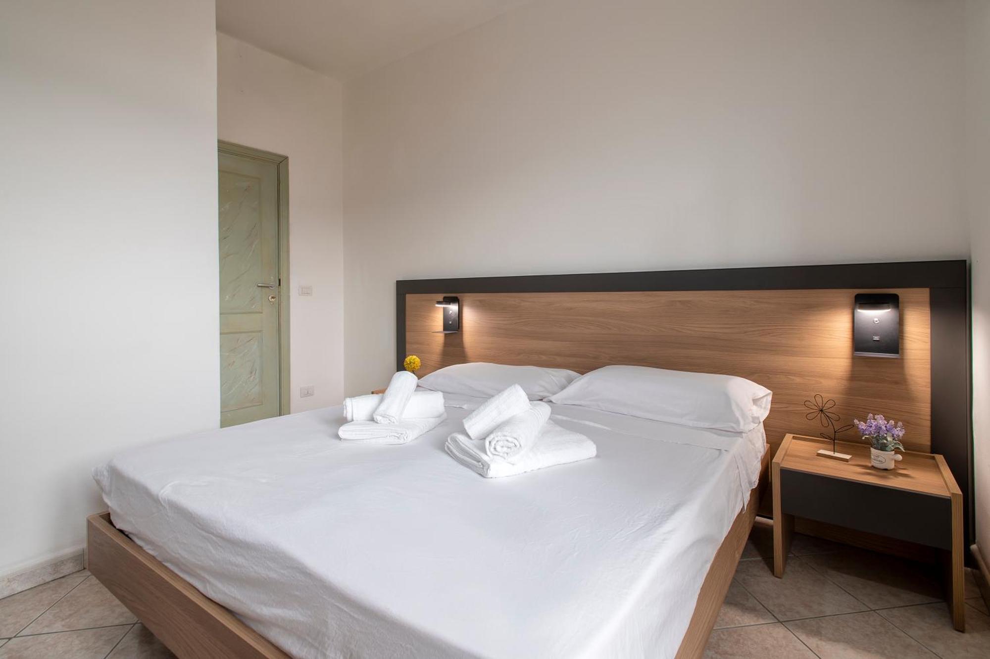 Oasis Guest House Алгеро Екстериор снимка