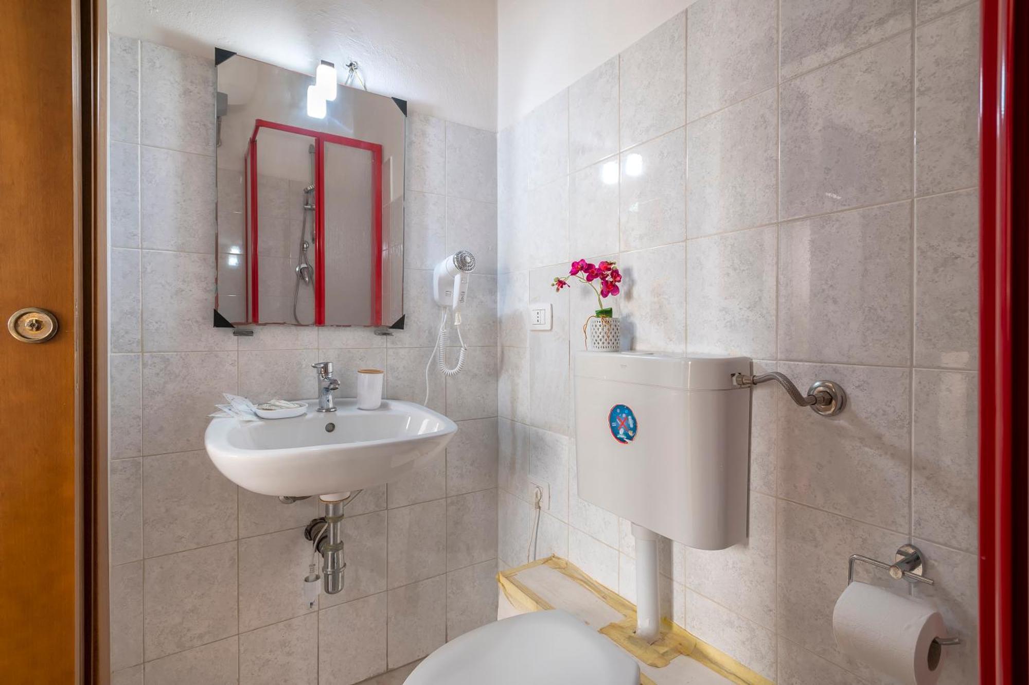 Oasis Guest House Алгеро Екстериор снимка