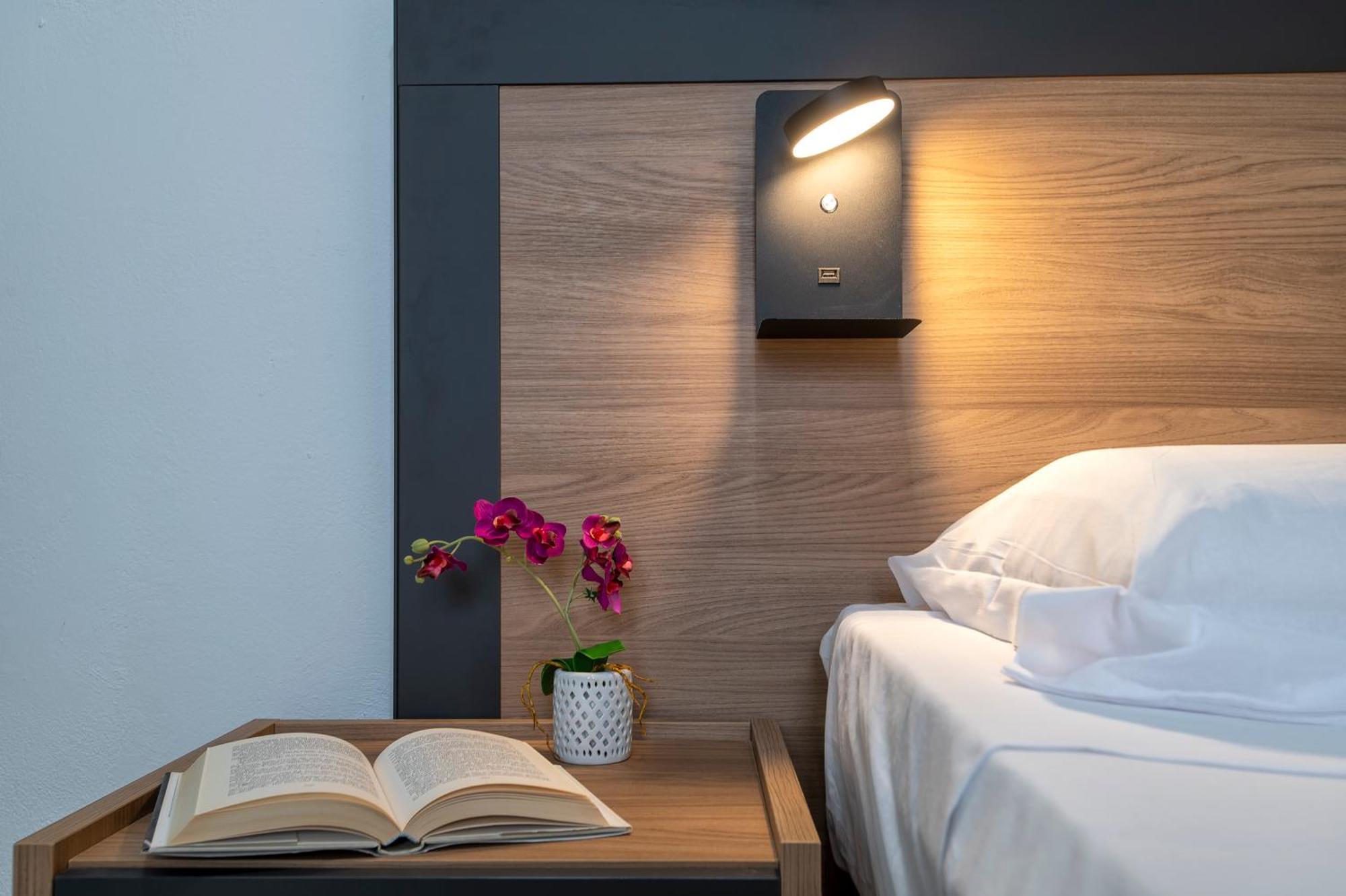 Oasis Guest House Алгеро Екстериор снимка