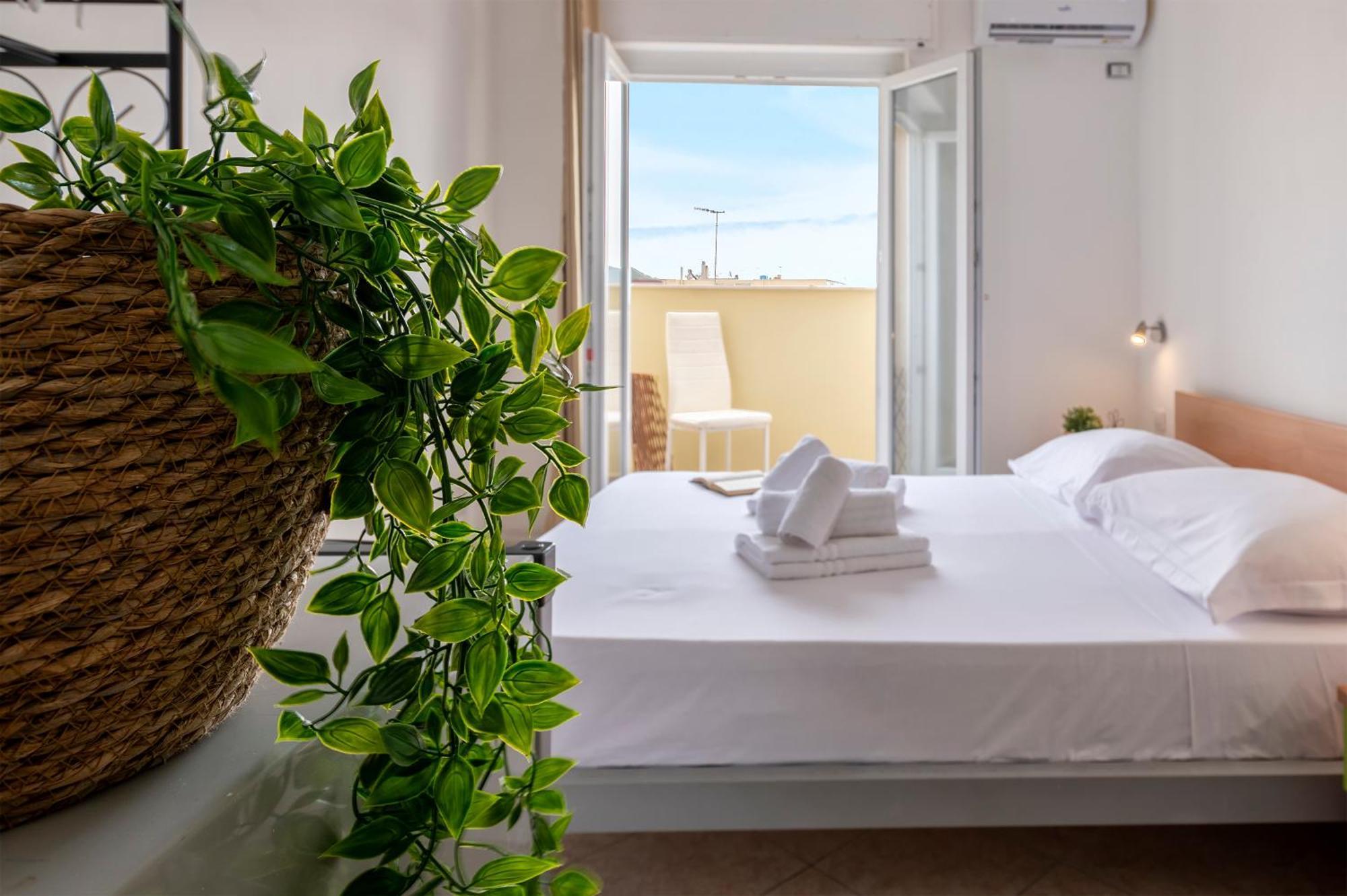 Oasis Guest House Алгеро Екстериор снимка