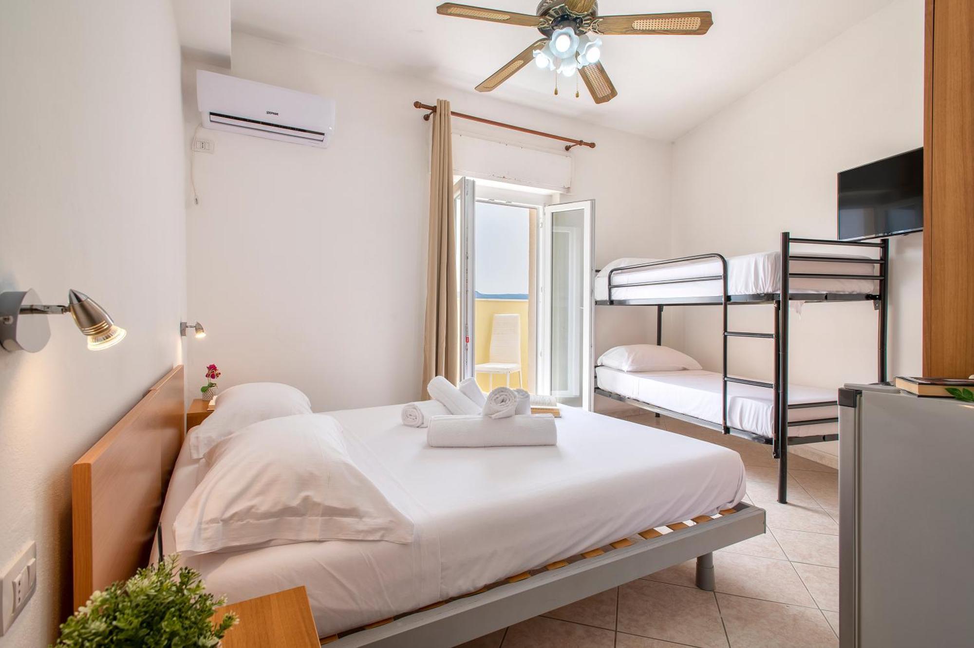 Oasis Guest House Алгеро Екстериор снимка